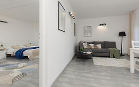 Metro Plac Wilsona Apartments Mickiewicza By Noclegi Renters