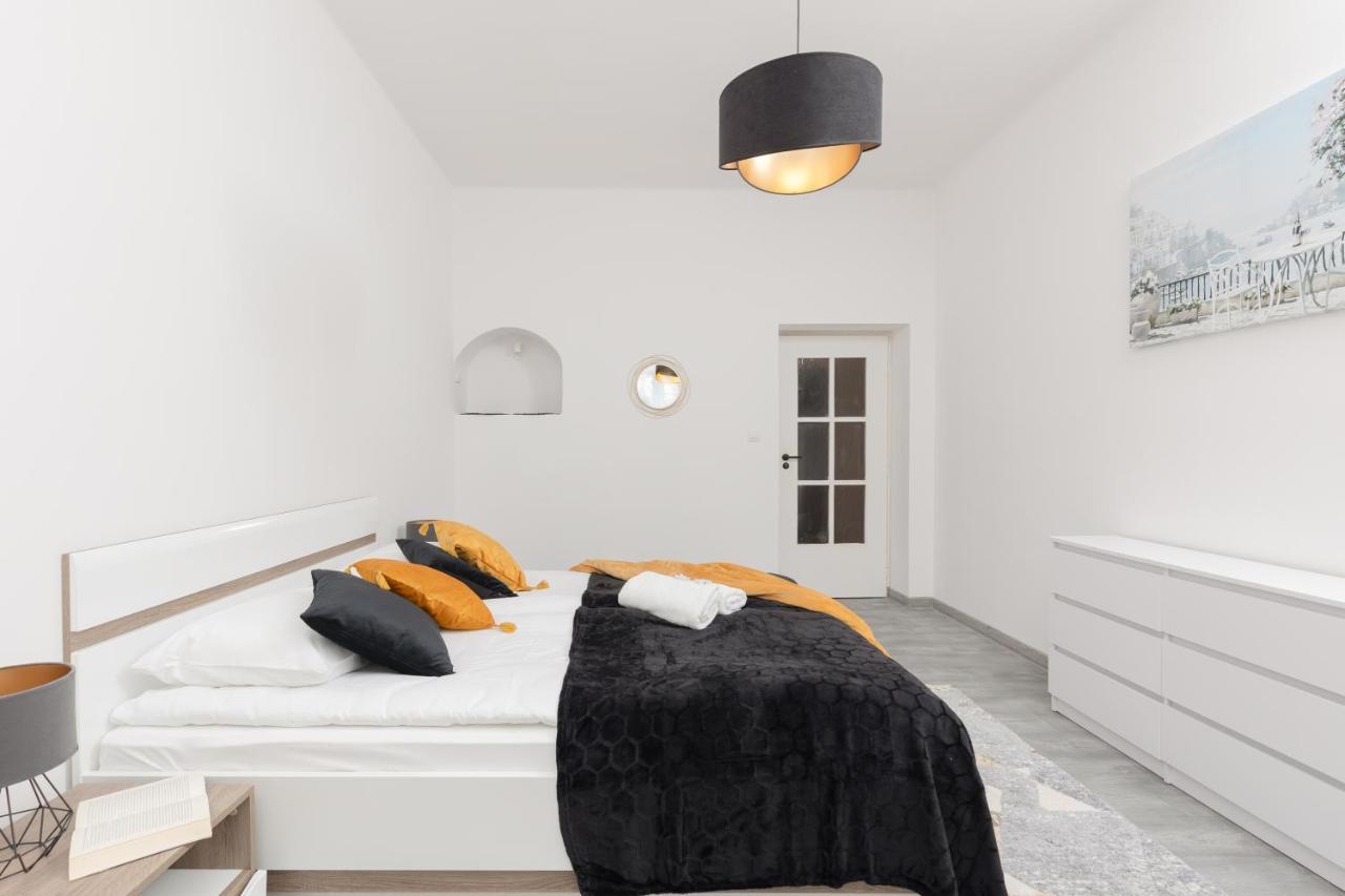 Metro Plac Wilsona Apartments Mickiewicza By Noclegi Renters Warszawa Zewnętrze zdjęcie