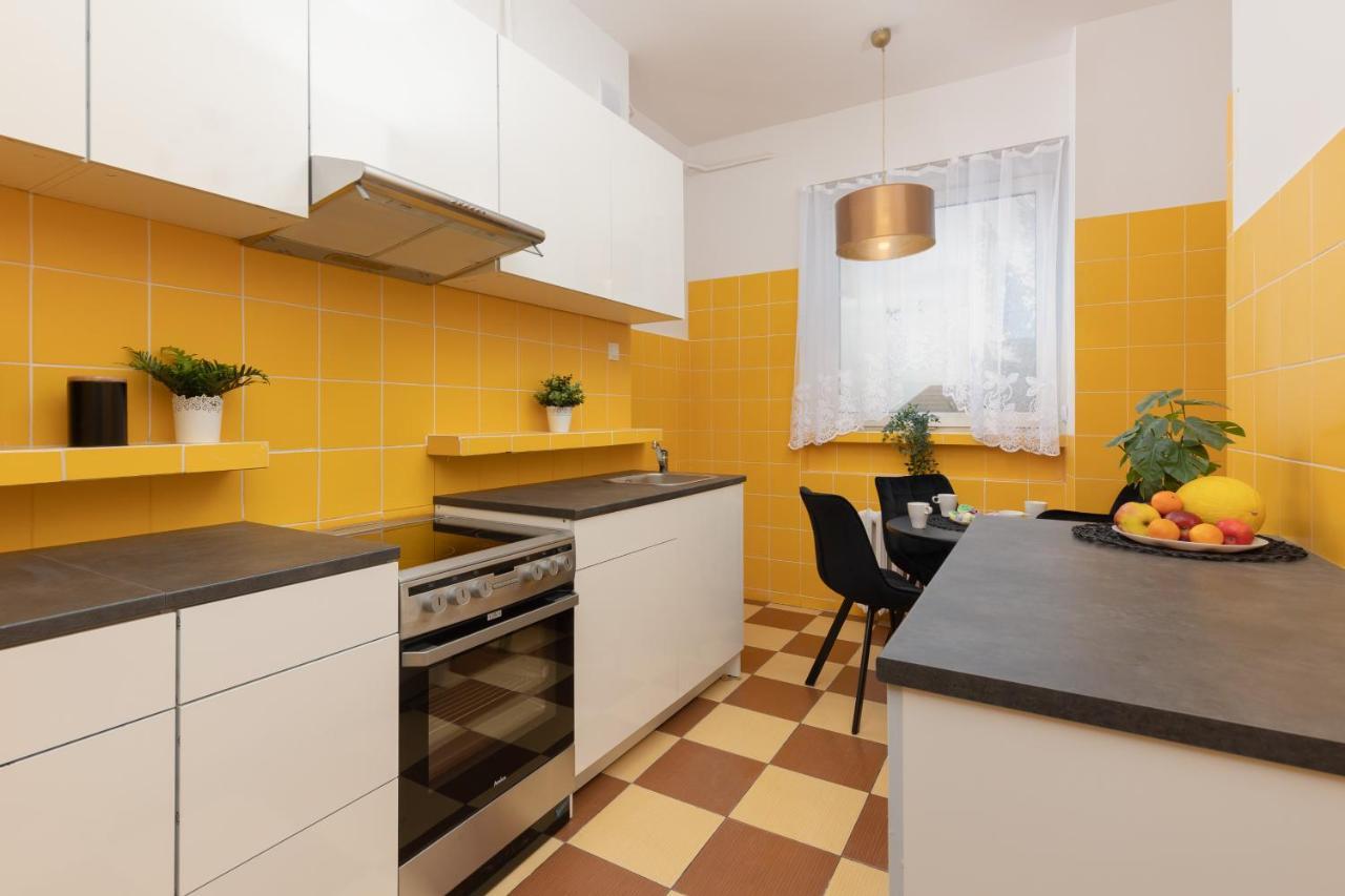 Metro Plac Wilsona Apartments Mickiewicza By Noclegi Renters Warszawa Zewnętrze zdjęcie