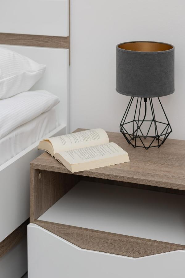 Metro Plac Wilsona Apartments Mickiewicza By Noclegi Renters Warszawa Zewnętrze zdjęcie